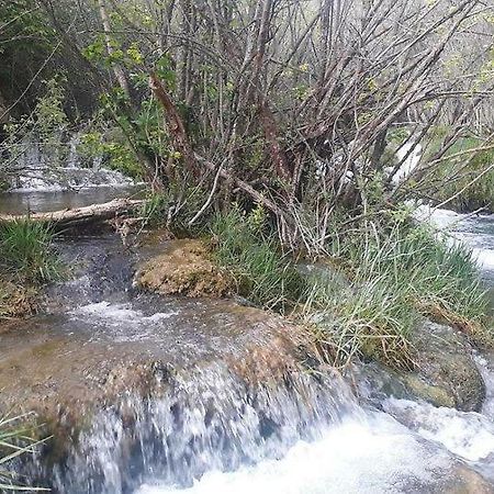 Hostal Los Ojos De Gabriel El Vallecillo المظهر الخارجي الصورة