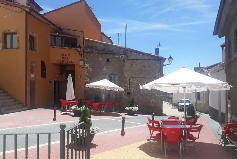 Hostal Los Ojos De Gabriel El Vallecillo المظهر الخارجي الصورة