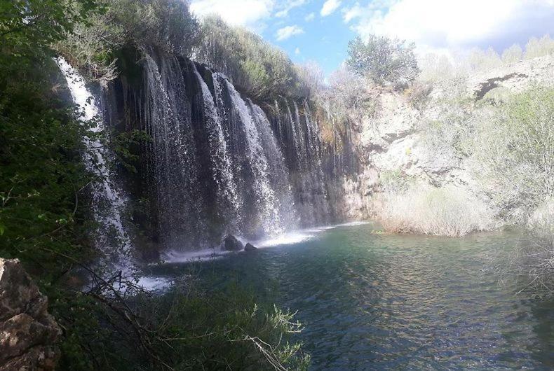Hostal Los Ojos De Gabriel El Vallecillo المظهر الخارجي الصورة